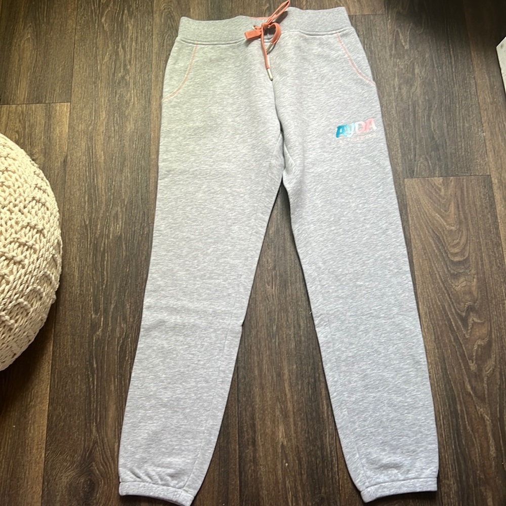THE TEDDY SWEATPANT